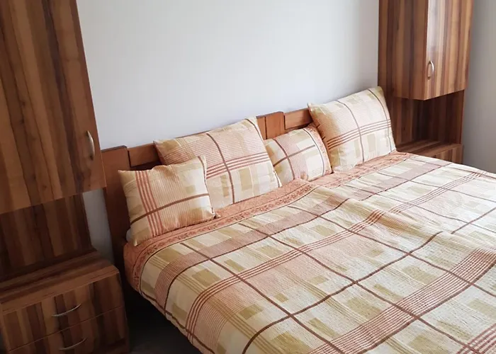 Apartment Falevel Apartmanhaz