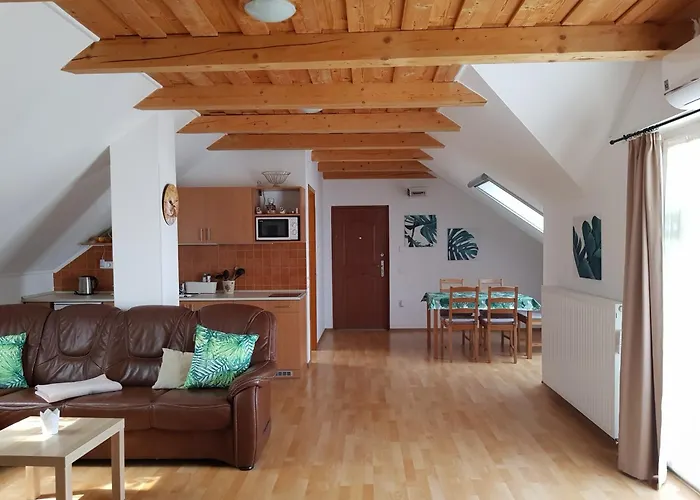 Falevel Apartmanhaz *