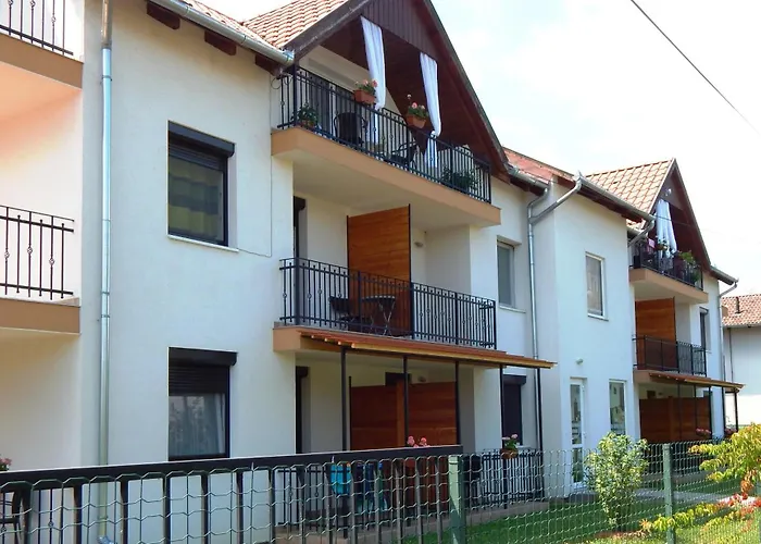 Falevel Apartmanhaz Apartment *